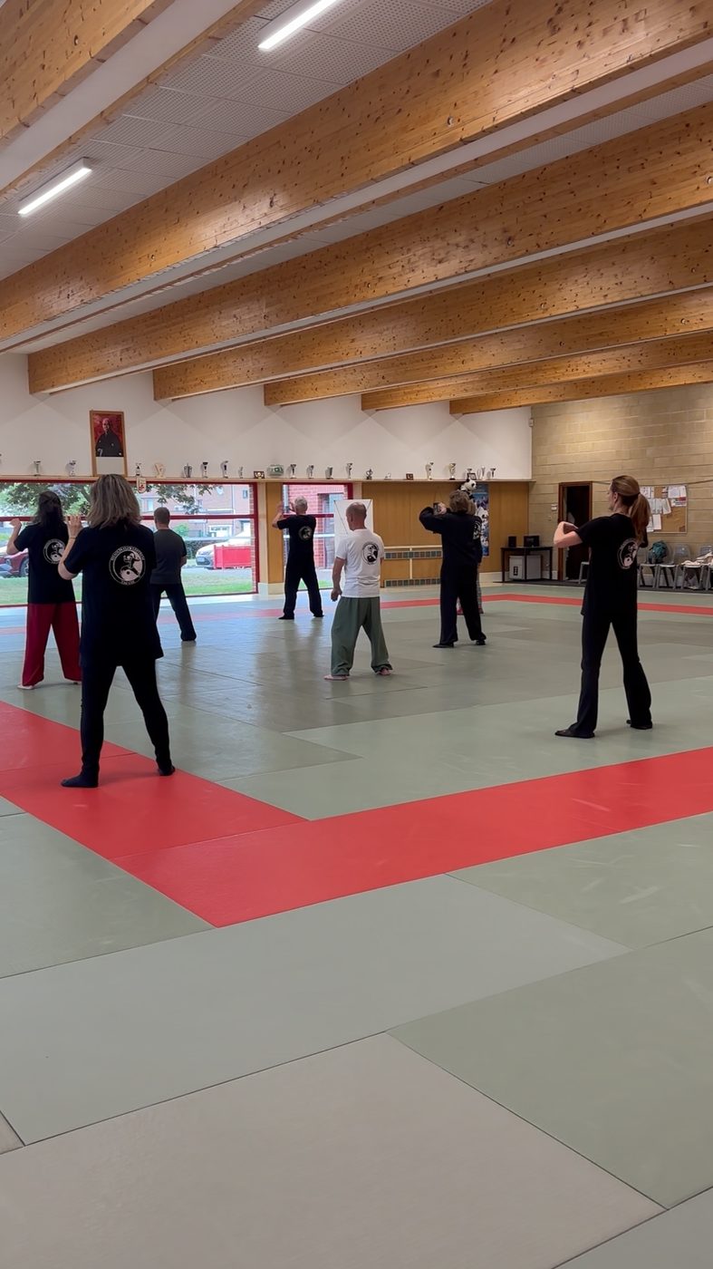 Séance d'entraînement du Shaolin Club Lestrem au dojo